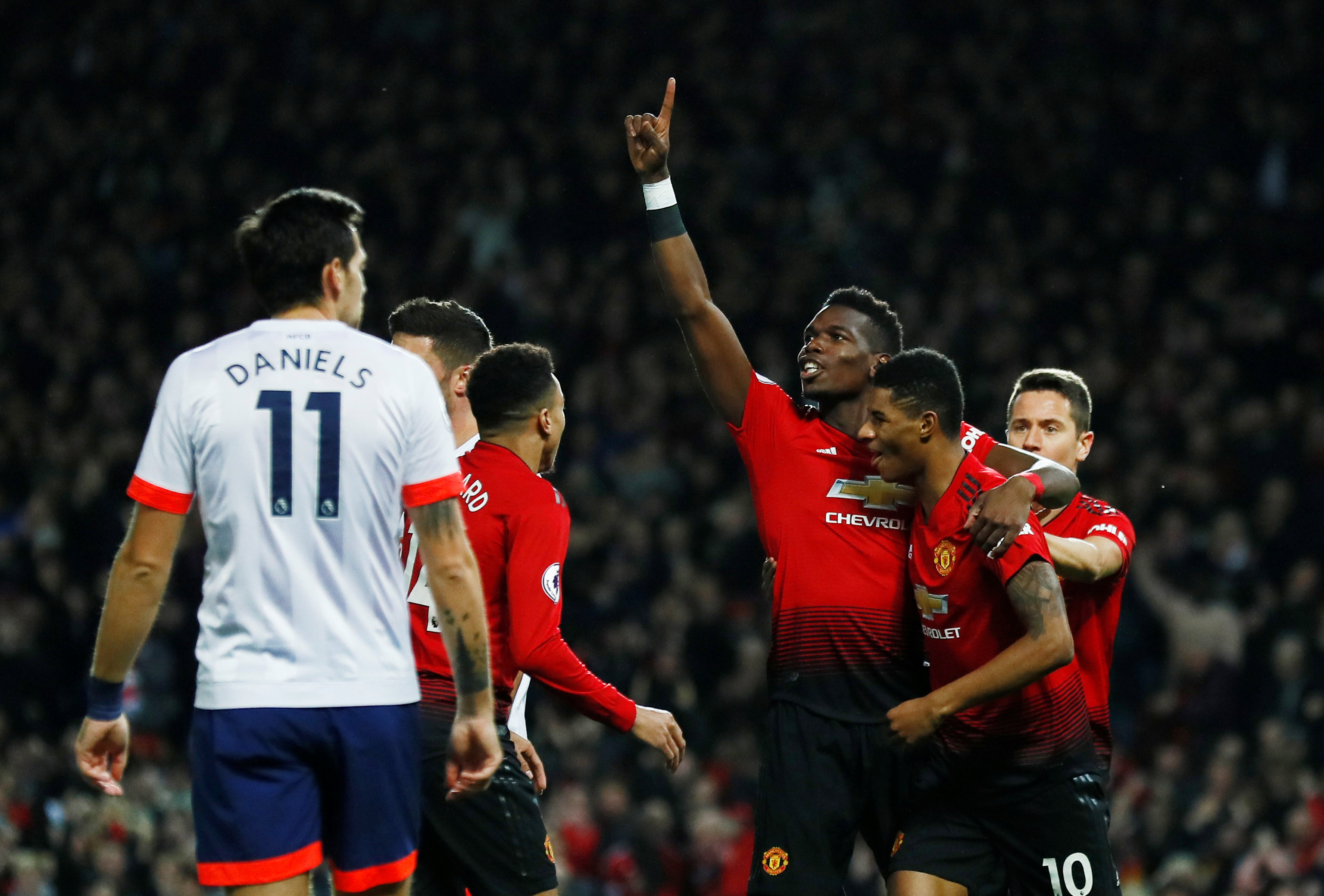 受傷和手術 受傷和手術